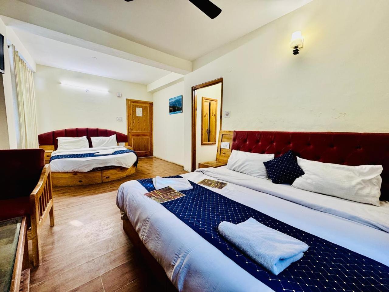 Royal Majestic View Point Lodge Manāli Екстериор снимка