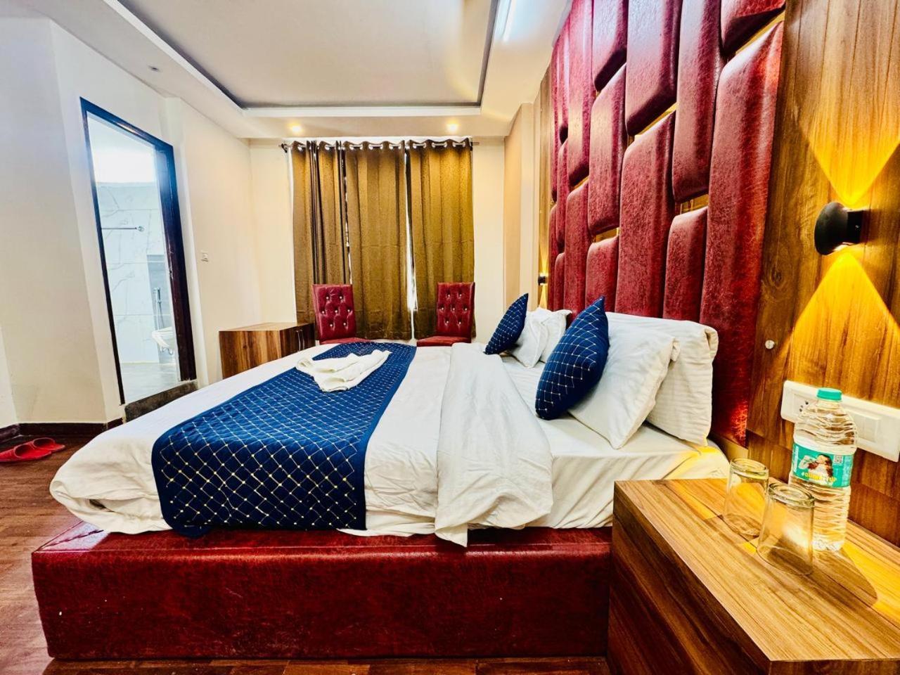 Royal Majestic View Point Lodge Manāli Екстериор снимка