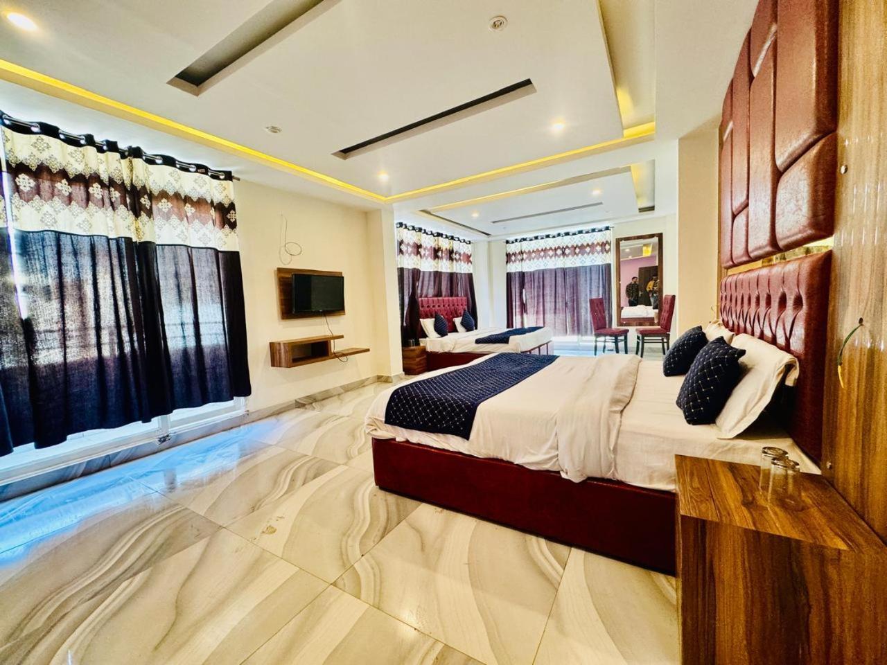 Royal Majestic View Point Lodge Manāli Екстериор снимка